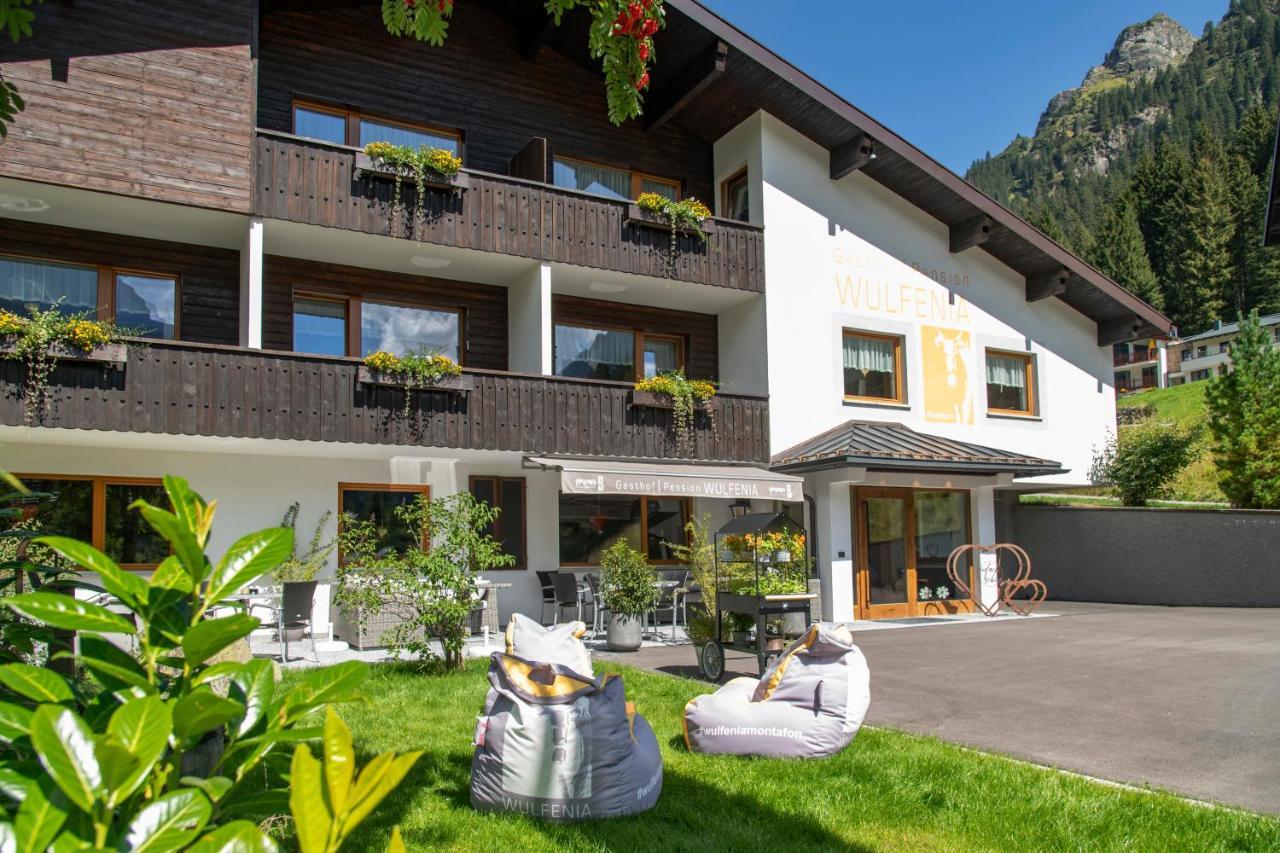 Gasthof-Pension Wulfenia Gargellen Buitenkant foto